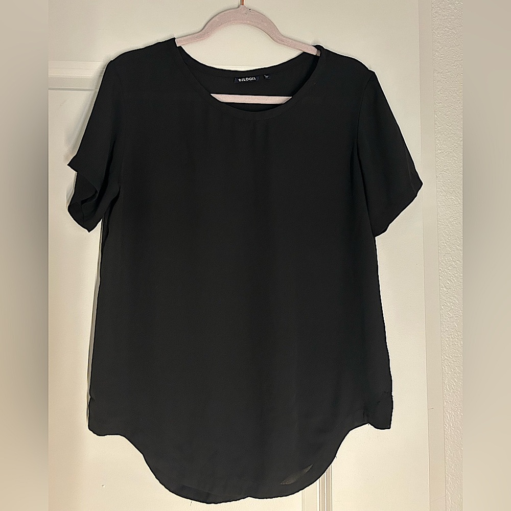 Women's Black Short Sleeve Top
